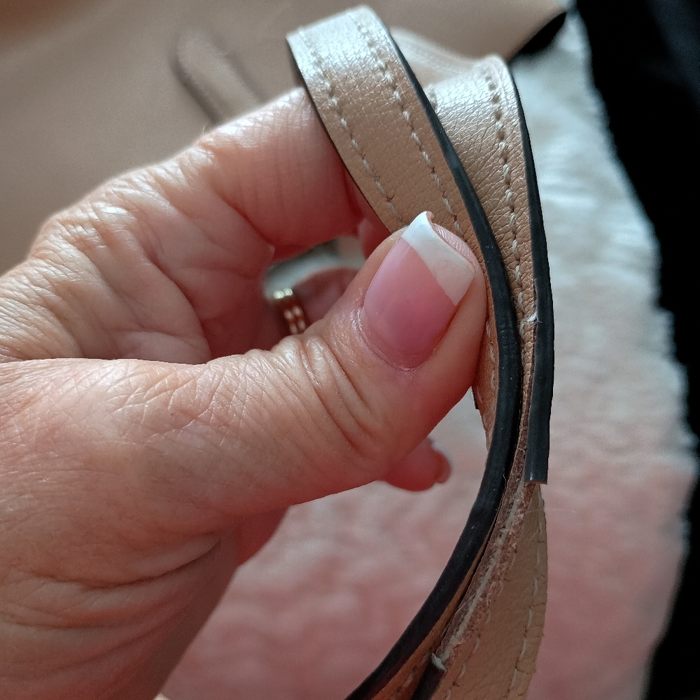 Coach Beige Leather Tote Bag - Picture 14 of 16